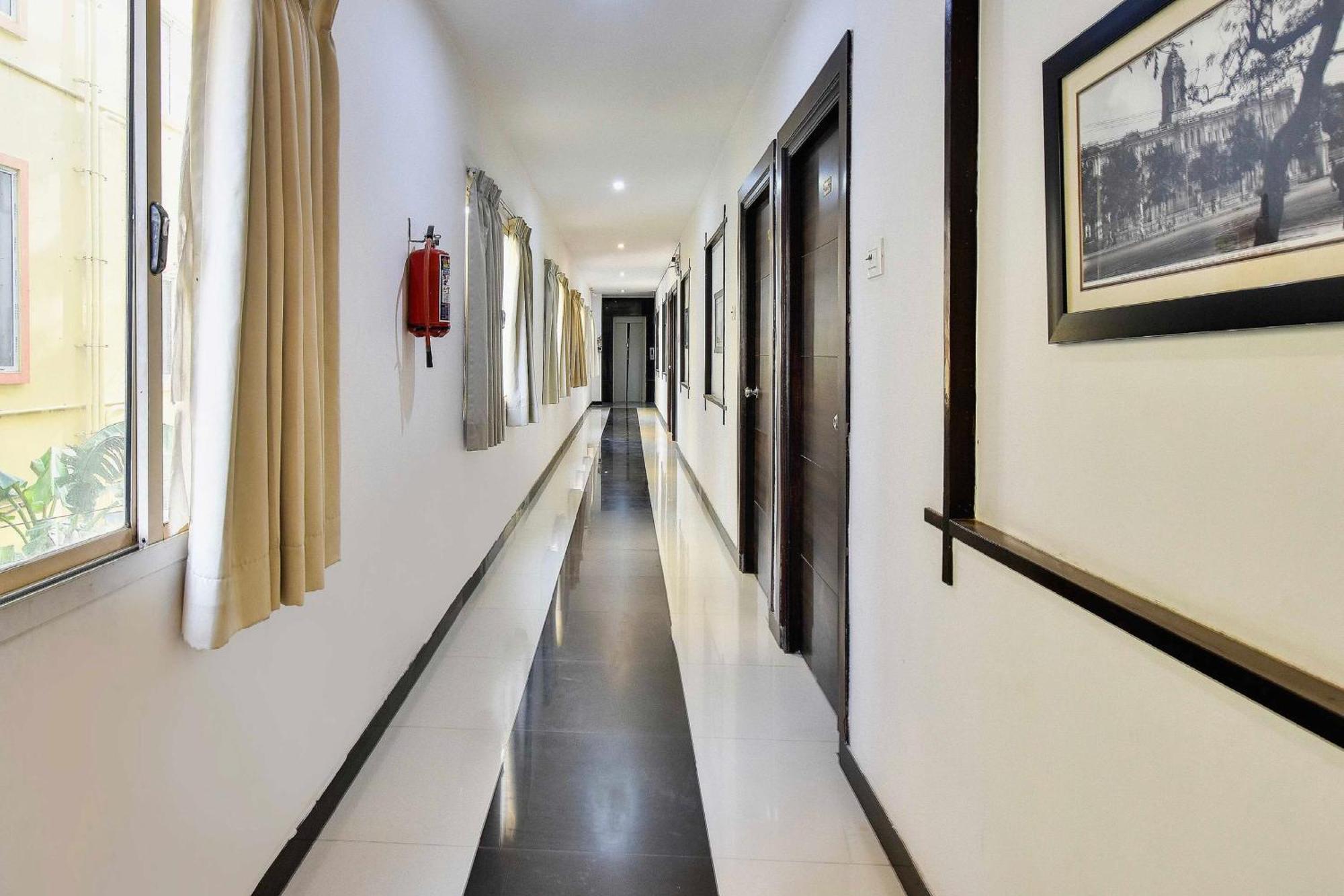 Hotel Collection O Elite Residency à Chennai Extérieur photo